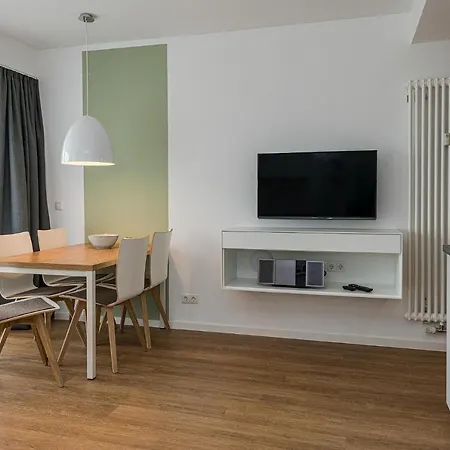 דירה Deichhaeuser Anna Kueste Deichhaeuser Anna Kueste 8-13 בנסרסיל