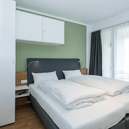 Deichhaeuser Anna Kueste Deichhaeuser Anna Kueste 8-13