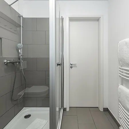 Deichhaeuser Anna Kueste Deichhaeuser Anna Kueste 8-13 דירה בנסרסיל