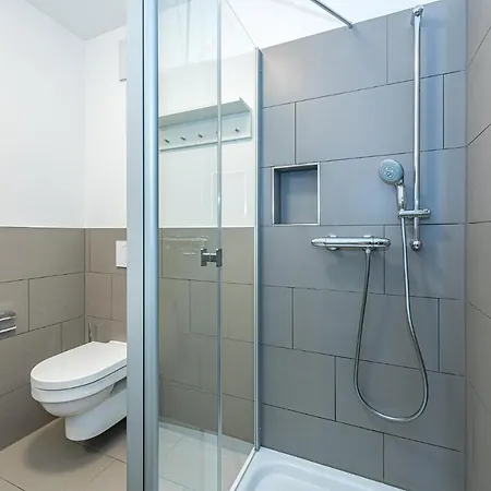 דירה Deichhaeuser Anna Kueste Deichhaeuser Anna Kueste 8-13 בנסרסיל